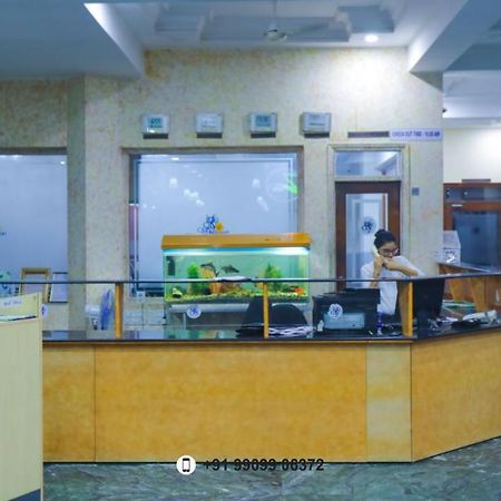 Infocity Club And Resort Gandhinagar Luaran gambar